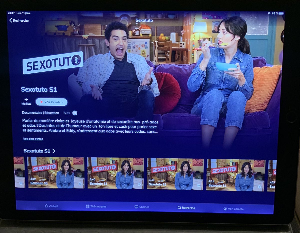 Et hop 🤸‍♀️Sur <a href="/Salto_fr/">Salto</a> la première production <a href="/mesdamesprod/">mesdamesproductions</a> avec <a href="/AmbreLrzt/">Ambre larrazet</a> et Eddy Moniot #sexotuto  des tutos pour les ados à propos de ... du ... enfin ... allez voir ! Bientôt sur #FTV <a href="/acq357/">Alexandra Crucq</a> ☺️