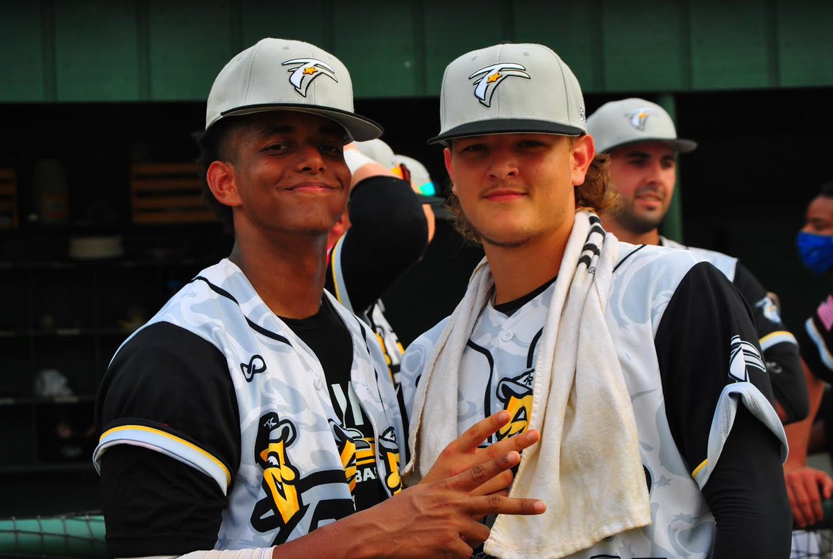 Look on the bright side, Monday's only happen once a week! #MotivationMonday #MondayMood