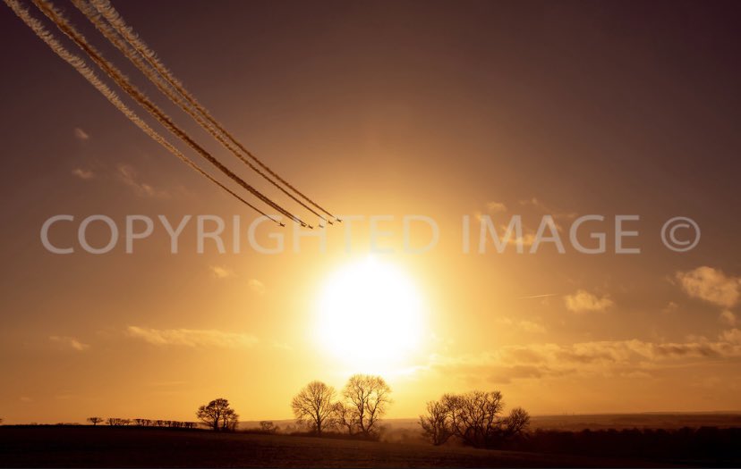 CHartleyPhotos's tweet photo. A few of the recent (pre-lockdown) Red Arrows sunset images added to the reds gallery &amp; available as prints/products on my website. https://t.co/NFN3W1uPuB https://t.co/vmXvFDcGtX
