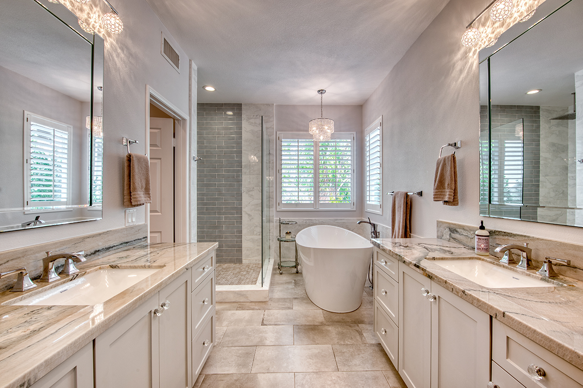 TheBowenTeam's tweet photo. Welcome to 5 Pictor, a beautiful 5 bed 4 bath home located behind the guarded gates of Coto de Caza on a private cul de sac in the highly sought-after Courante neighborhood. 
*  
Offered at $1,189,000 
*  
Questions? Call Christina Bowen at (949) 230-1128 #NewListing https://t.co/xTjeLaYzvX
