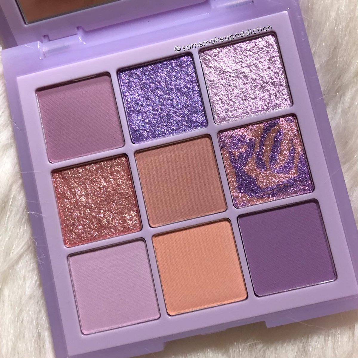 sam_k_xo's tweet photo. I slept on this @hudabeauty palette for too long👀💜💜 Purple is my favourite eyeshadow colour & these shades were just screaming out to me✨✨✨#hudabeauty #pastelobsessions #lilacobsessions #lilac #purple #makeup #beauty #glam https://t.co/xvRMAkdBsr