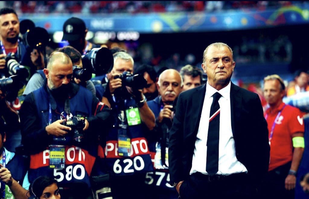 FatihTerimciler's tweet photo. Hoca sayesinde Rize'de yedek kalan Oğulcan, geldiği takım küme düşen Taylan, 4 sene önce kadro dışı kalan Donk, Kayseri'nin yedeği Emre Taşdemir, Küme düşen Bursa'nın kalecisi Okan ile şampiyon olacağız. Hazımsızlıkları bundan. Ne yapsalar olduramıyorlar. Anlayamazsınız 😉 https://t.co/gFpUCL838g