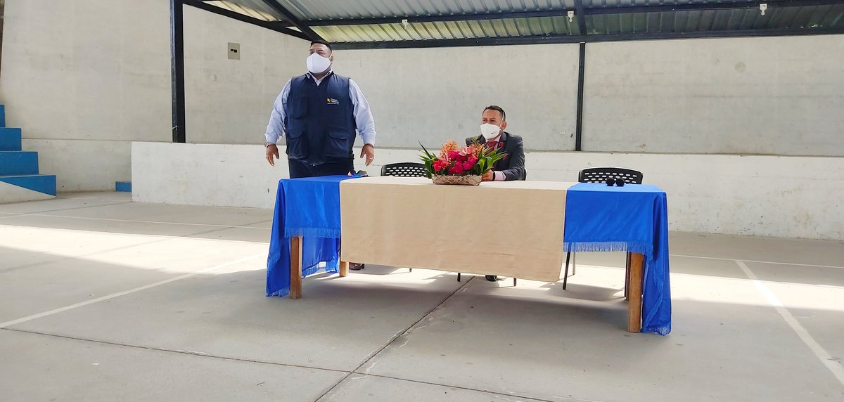 EducacionZ2_Ec's tweet photo. #SíALaEducación | @MeraViteri Director Distrital 17D12 realiza transición y presentación de @Romero2084 nuevo Director que asumirá funciones desde el 12 de enero de 2021 a las  Autoridades de las Instituciones Educativas.
#AprendemosJuntosEnCasa https://t.co/mkiCNwmHSK