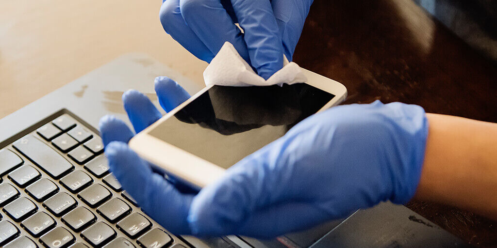 Germs are everywhere and studies have shown that #COVID19 can live on surfaces in the right conditions from a few hours to days. So when you pick up your phone, you could be transferring germs. Here are tips to help you properly clean your hands & devices. https://t.co/Zz44rf2cK5 https://t.co/Wz4J7cpTNS