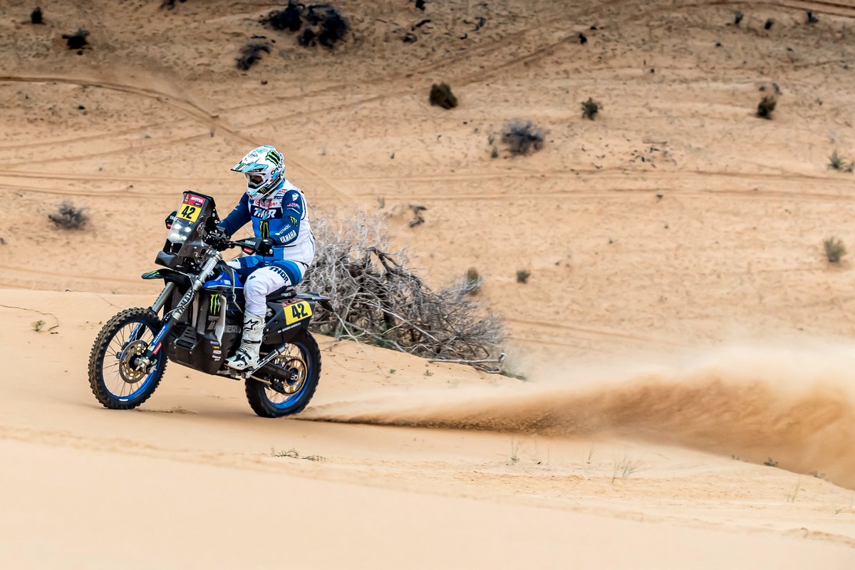 A_Vanbeveren's tweet photo. 🇬🇧Stage 8: Sakaka>Neom, SS : 375 km 

"In the stony parts of today, I rode at my pace. At the end of the stage, in the canyons, I was able to push a bit more. I'll continue to give the best, focusing on the coming days, fighting until the end"

@yamaharacingcom @dakar #Dakar2021 https://t.co/iwBrQQpDdP