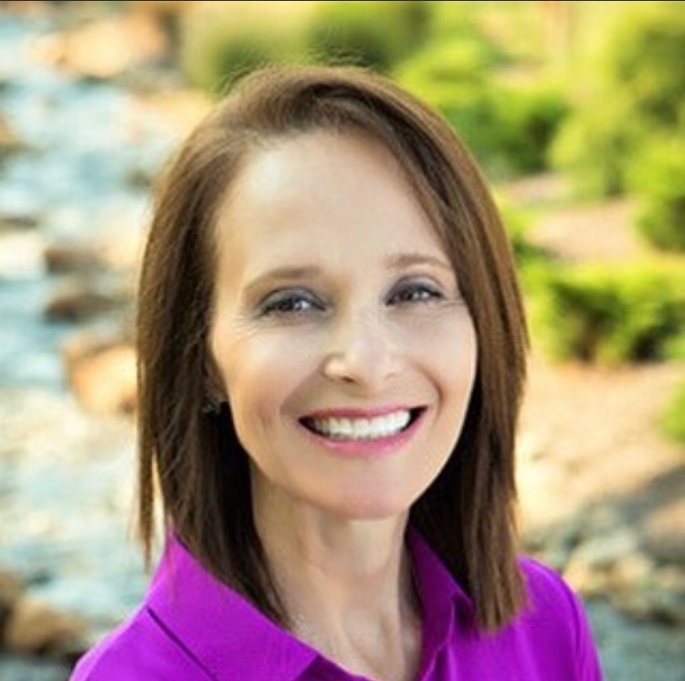 radtechatlanta's tweet photo. Cheryl Turner is a registered Radiation Therapist, runner, and host of Turner Talk on Rad Cast. 

She will be presenting her lecture: An Understanding of Radiation Therapy at the January 23, 2021 meeting of the Atlanta Society.

Join us by registering at https://t.co/9SSivPoCPv https://t.co/Xh4oykP9PJ