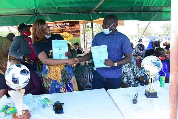 Very Proud Today the FCT Football Association signed an MOU with Fame Foundation to promote Female Good causes through Football.
