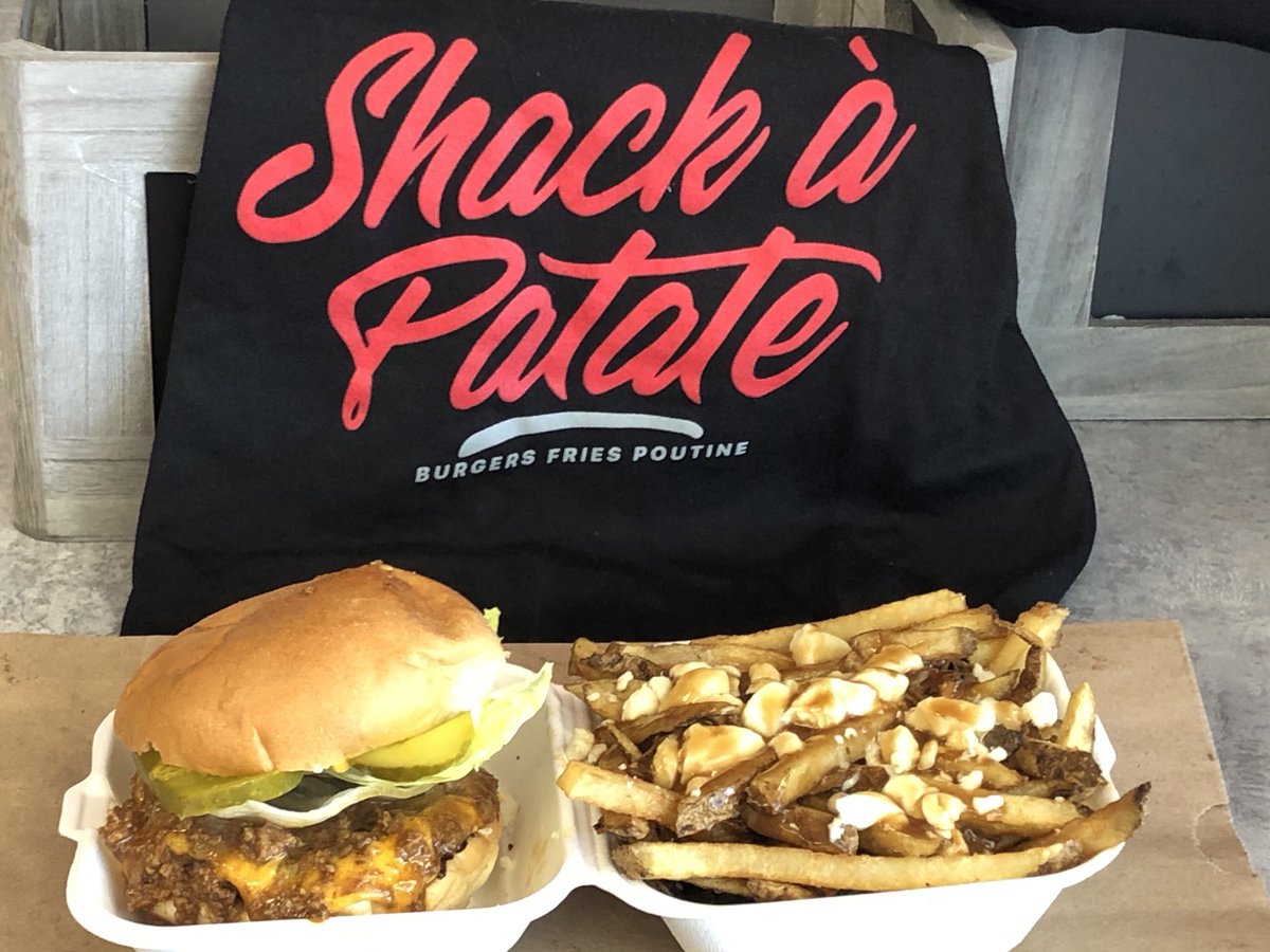 shackapatate's tweet photo. Monday’s are moms day off from cooking. Start the week off right and indulge in this masterpiece! Shack Special burger with our classic poutine. #getshacked #shackapatate #shpkbusiness https://t.co/eNLiJKe3vn