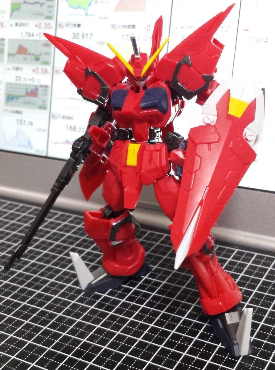 ｪ ごすてろ ｪ On Twitter 1 5セットだけ残ってたの見てついイージスガンダムも買ってしまった Hg版より厳つくていいんじゃまいか 変形しないのに変形しないと見えない腹ビーム砲がわざわざモールドされてる妙なこだわりが ｲｲ W G