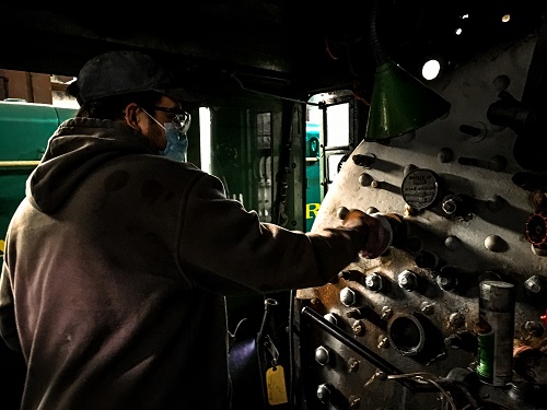 BlackRiverTrain's tweet photo. Our steam shop volunteers have been working diligently on #60, preparing for the locomotive's upcoming boiler tests. Stay tuned for more pics in the coming weeks! Interested in joining the fun as a volunteer?  Contact us via Facebook or https://t.co/9bSxIyZ3rV! https://t.co/Xr0fplxoSi