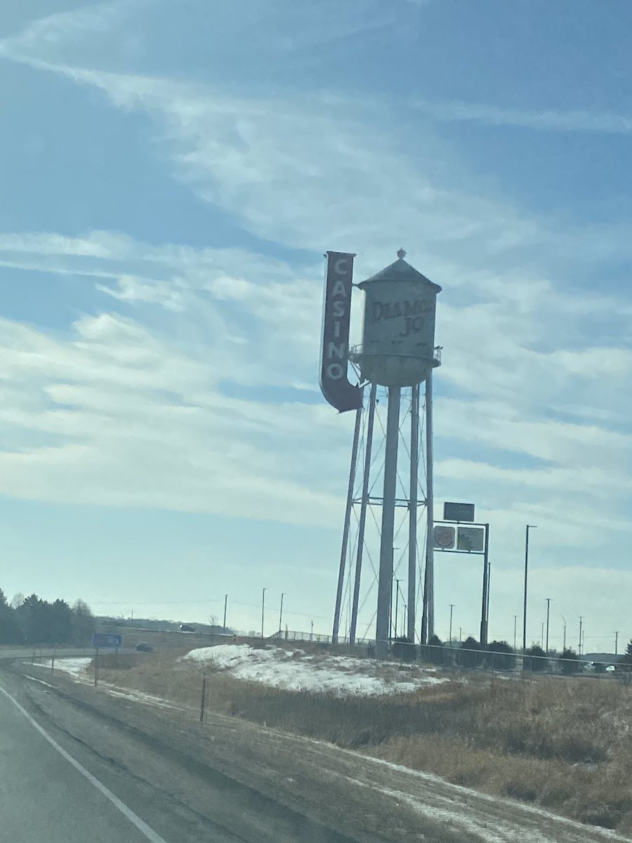 whateveritakes7's tweet photo. @blugill15 @Pat_Garofalo My weekly trip to Iowa to throw a few betting darts at some sporting events! #BETMN #wecandoittoo https://t.co/TSxcOnyvPU