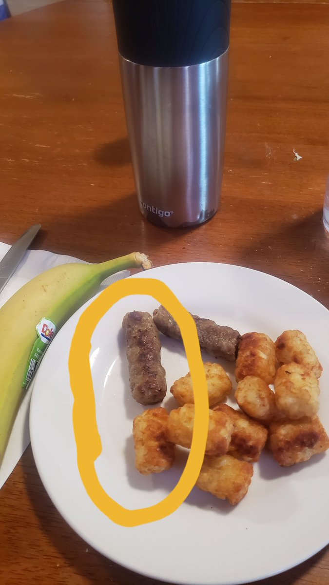 jgivens75's tweet photo. Found punctuation...I do declare some excitement at breakfast! #getexcitedaboutbreakfast #foundpunctuation #patternsofpower #MPOP @writeguyjeff https://t.co/a8rs4EIGjQ