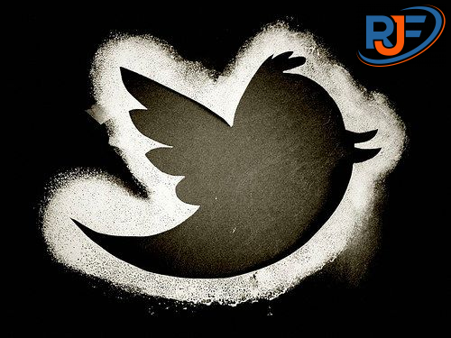 Did you know the Twitter bird actually has a name? Meet Larry! We had no idea! :D  via: bit.ly/2XVzIBT