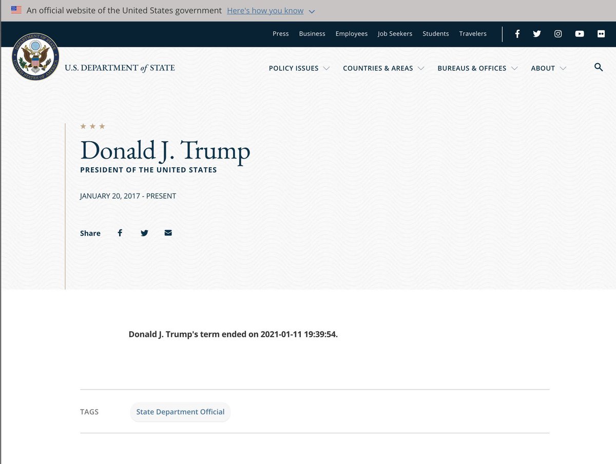 JayTheSad's tweet photo. Since no one is in office right now I officially accept the position and am now the temporary president of the United States. https://t.co/eEFjehFGr2