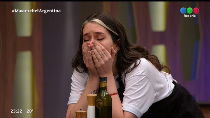vi_uruguay's tweet photo. SE FUE BELU LUCIUS 

TODOS NOSOTROS :
#MasterChefArgentina https://t.co/PsOhaxVAOE
