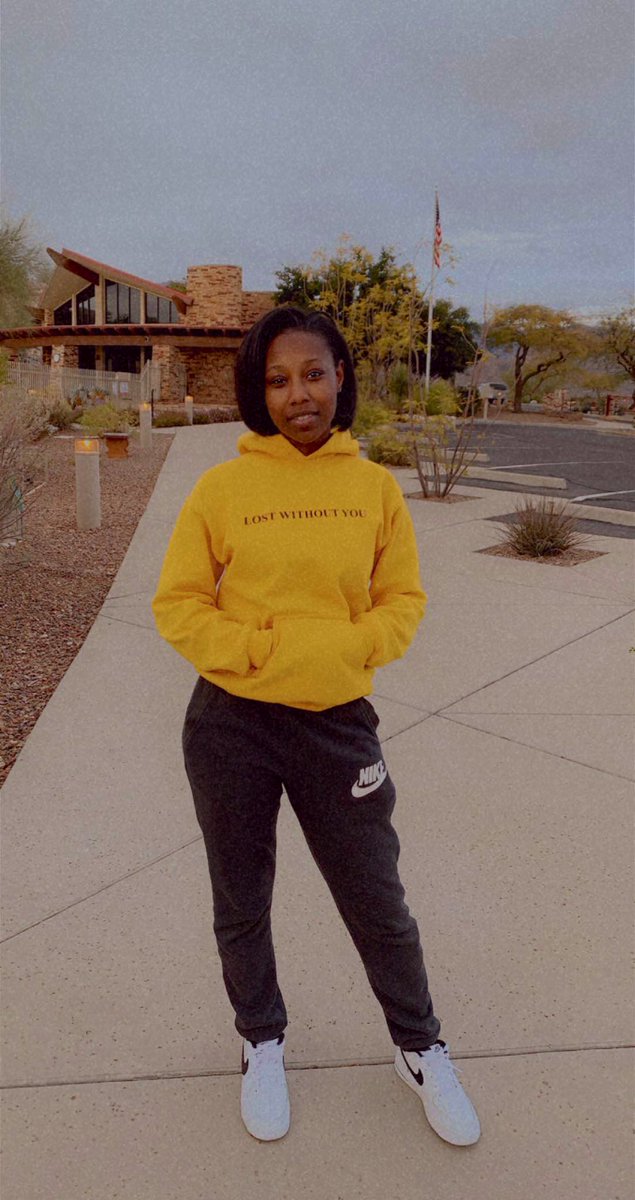 kvngjanae's tweet photo. we can pretend you don’t think about me 💛 https://t.co/mNtybTEvnj
