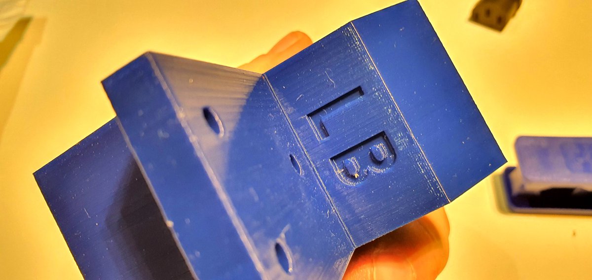 3DPBelgian's tweet photo. Some quick shots of the last @Ifactory3dO leg. First print with @filamentive ONE PET dark blue. Made from 100% recycled materials bottles apparently. Super pretty color. This stuff prints HOT. 270C. 260C ended with a clog. Cant swap filament at 240. 🤣 #3Dprinting #filamentive https://t.co/l7x9rUv4dS