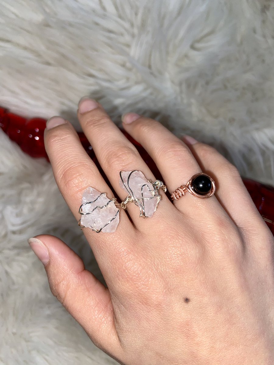 jennikagrigsby's tweet photo. Looking for something special to gift your special someone on Valentine’s Day? I got you 😍 nothing more special than handmade crystal jewelry ✨🥺
Did I mention US gets free shipping on all of these?! 👀👀
https://t.co/rp5NeMAHfF https://t.co/IIXsqlEKY4