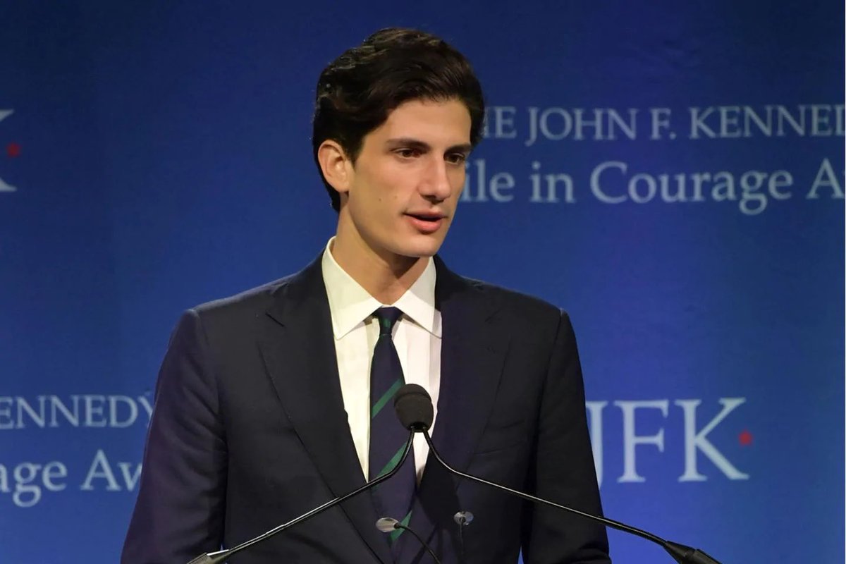 jack schlossberg