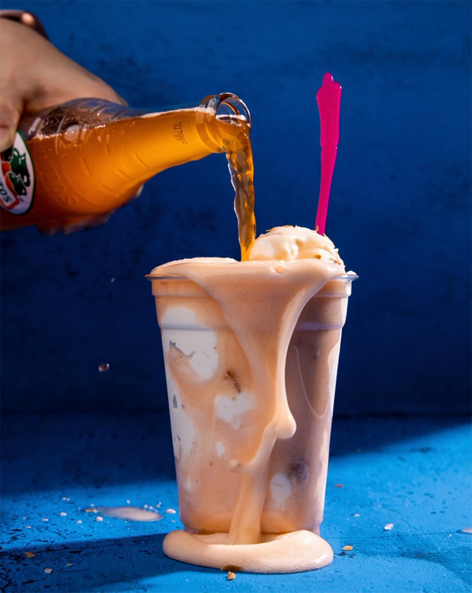 HeladosLaNeta's tweet photo. Semana nueva bandita... Estamos enamorados de un comienzo refrescante, y de lo que puedes hacer con un chorrito de @jarritos 💦🍊New week... We are in love with a refreshing start, and even more with what you can do with a splash of @jarritos
#laneta #heladoslaneta #jarritos https://t.co/xjwDxHl4qR