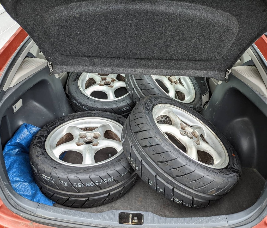 LikePetrol's tweet photo. On another note, had the new tyres for the #corolla fitted today. Looks pretty serious! Getting excited! #toyota #ae112r #hankook #ventusrs4 #sticky https://t.co/7rsaT7GVc5 https://t.co/3Wu9pk7fnX