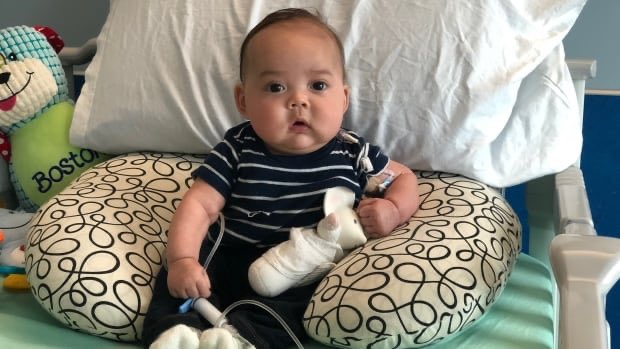 Baby to receive stem cell transplant from mom after no mixed-ethnicity match found
cbc.ca/news/canada/ma…