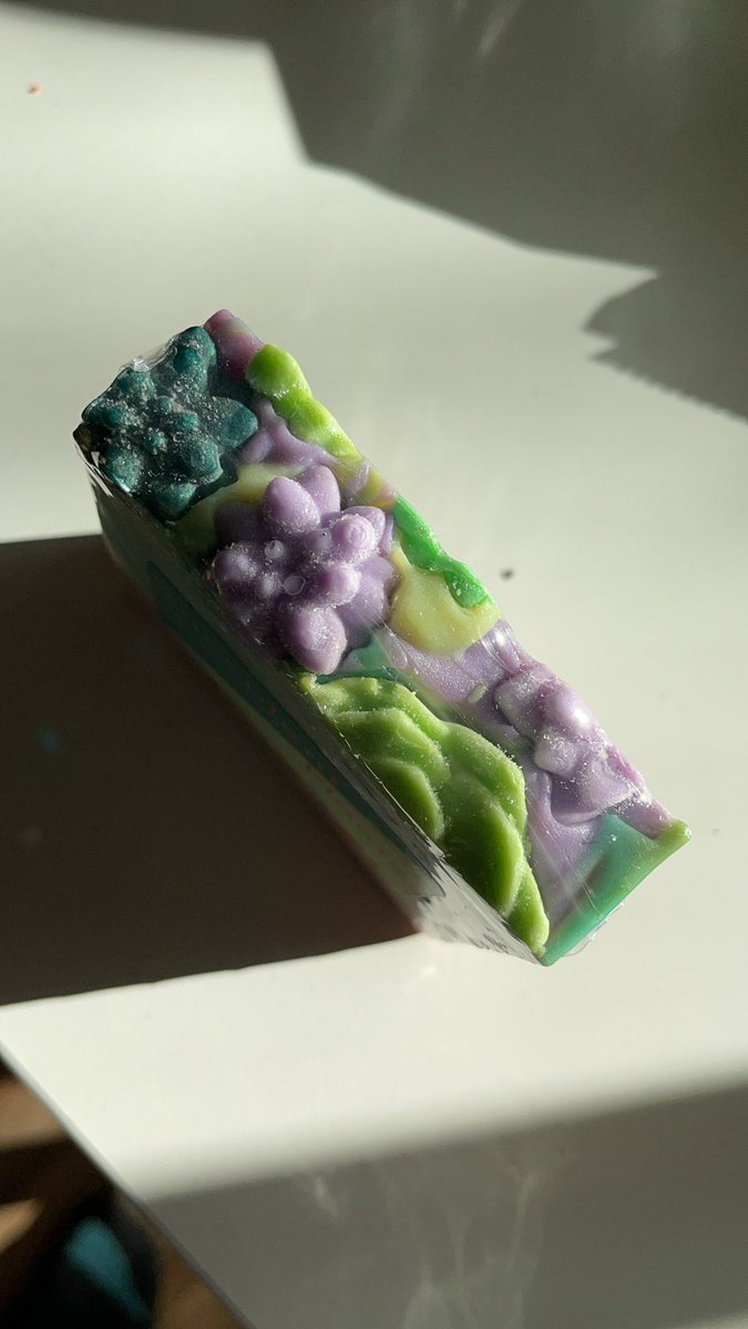 jackalopedesert's tweet photo. I love that some of my main buds and I just send each other cute artisan soap. 

.

#royaltysoaps https://t.co/WmHUG7jolO