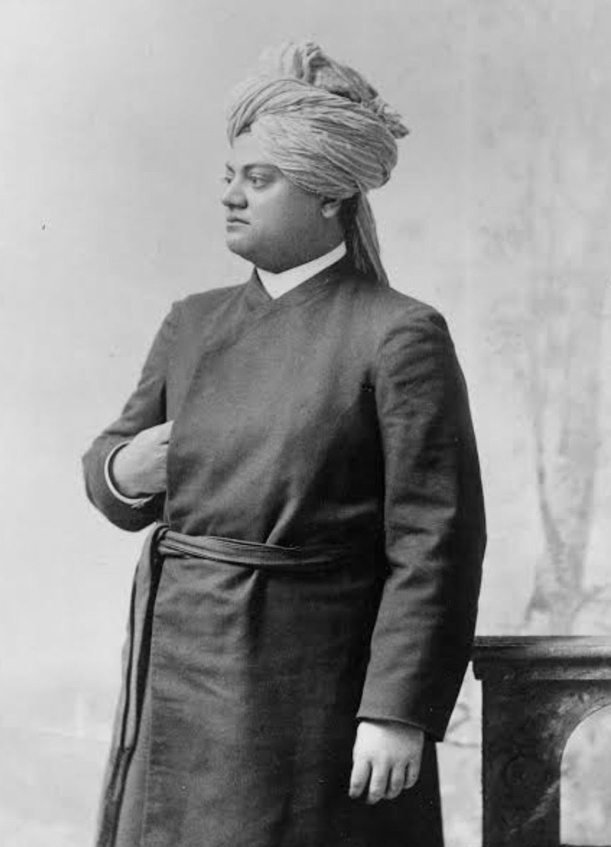 You know,He always wanted to make your biographical filmThink, how great it could be infuse your precious lessons among the vast mordern youth,who scarcely think spiritually! @shwetasinghkirt  @nilotpalm3  @vikirti Swamiji please fullfill his wish in some way #BeHumbleLikeSSR