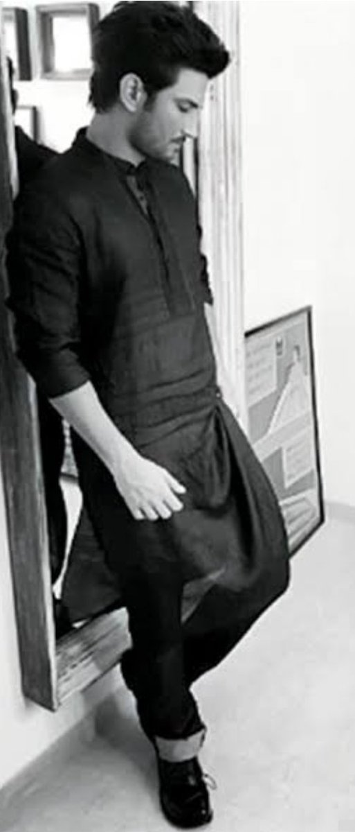 You know,He always wanted to make your biographical filmThink, how great it could be infuse your precious lessons among the vast mordern youth,who scarcely think spiritually! @shwetasinghkirt  @nilotpalm3  @vikirti Swamiji please fullfill his wish in some way #BeHumbleLikeSSR