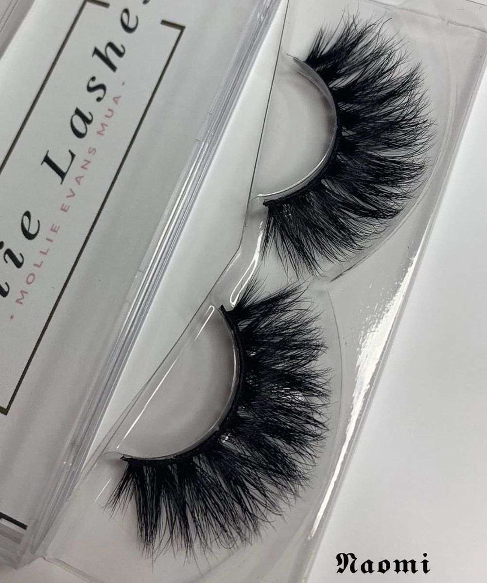 mollie_evs's tweet photo. I’ve made an Etsy for my lashes!! It would be great if everyone could RT 🥺🖤 

https://t.co/0V4QpH84GF https://t.co/A0WQm2qIwW