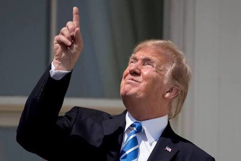 CanberraNews's tweet photo. President Trump’s chance to find out if UFOs are real running out fast. https://t.co/Cp7aiFitpa