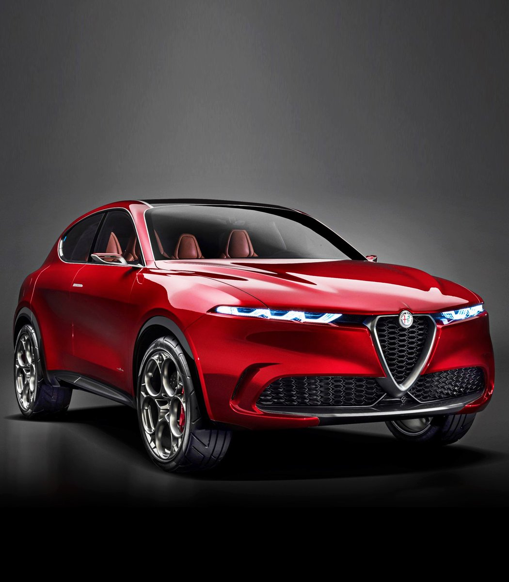 AlfaRomeoMexico's tweet photo. ¡Nuestra pasión por la conducción no conoce límites! 🇮🇹 #AlfaRomeo Tonale es galardonado en los premios auto del año 2021. https://t.co/oRUZULLRn9
