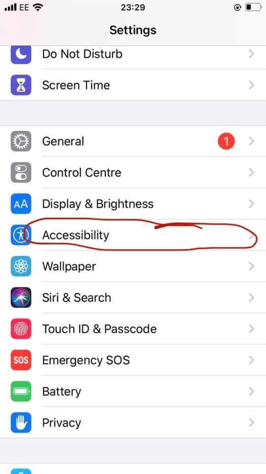 MissSherry14's tweet photo. Tip for anyone who has an iPhone or iPad. If there’s a lot of instructions/a lot of text and you’re struggling to read it all, try this out - your device will read the text out to you. Go to settings, accessibility, spoken content, speak screen or speak selection. https://t.co/VFNdwPzcwh