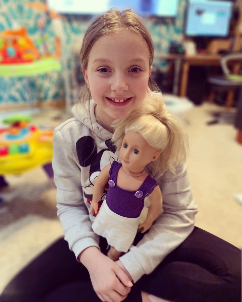 4_childrenlater's tweet photo. Look at the amazing job Hailey has done on #Holly’s new outfit! Hailey has made this outfit using an old work T-shirt of Jamie’s and an old pillowcase. Proud as punch 💜
#generationdoll #sewing #brothersewingmachine #youtuber #_princesshb_ #daughter #proudmum #4_childrenlater_ https://t.co/tnUpseqGgJ