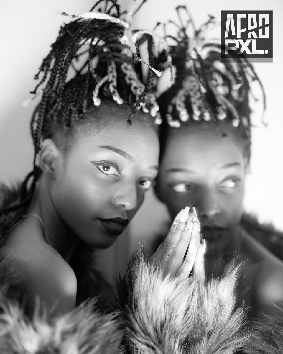 AfroPxl's tweet photo. Welcome to AfroPXL! #Melanin  #yassqueen #blackwomen #furcoats #winteriscoming #WinterWonderland  #brr #beautyqueen #blackartists https://t.co/W5PFEwqV9k