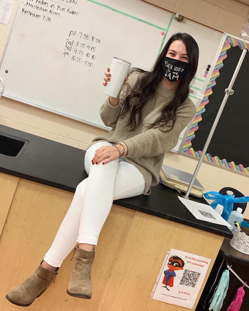 sciencewithMsR's tweet photo. First day of hybrid. How I envisioned today vs. how it actually went. But I got to see some kids so it was worth it ❤️ https://t.co/RTpVKgZ8x2
