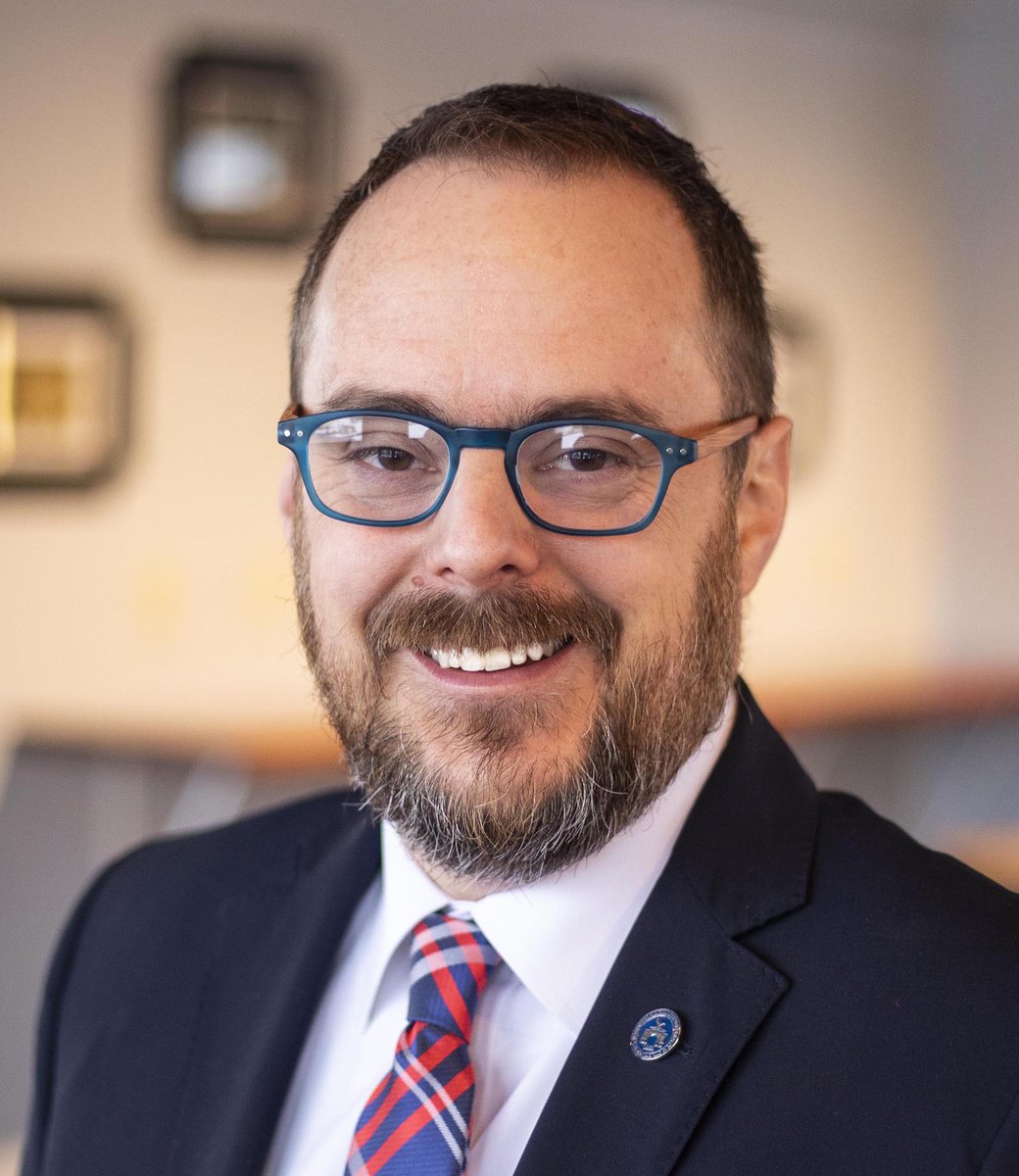 obunews's tweet image. We are excited to welcome Will Brantley back to Bison Hill as VP for enrollment management. He will assume his duties on campus effective Feb. 1. Read more at the link below and join us in welcoming Will back to OBU. #obubison
Read more: bit.ly/2LnJziO