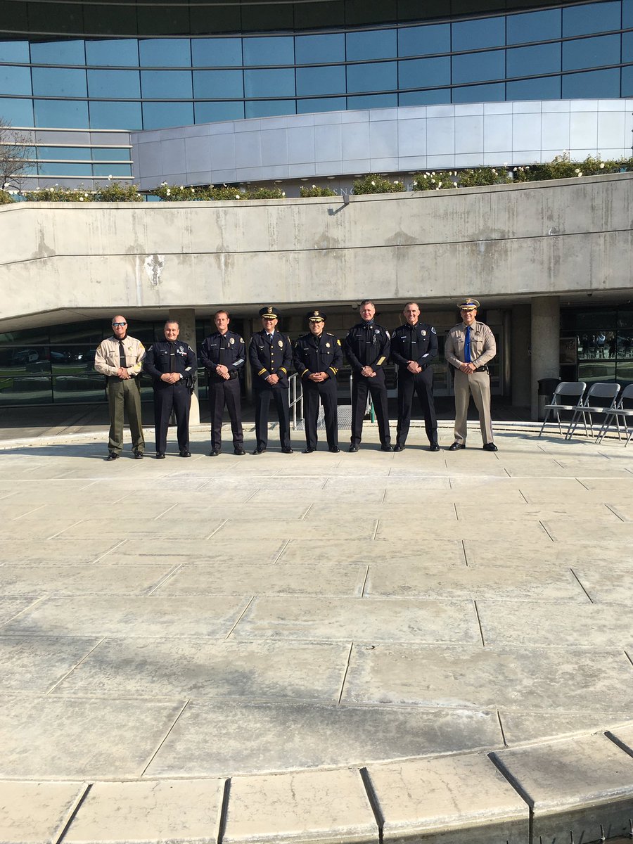 Today I got acquainted with Fresno’s new Chief of Police. Congratulations and welcome to Fresno Chief Balderrama!!