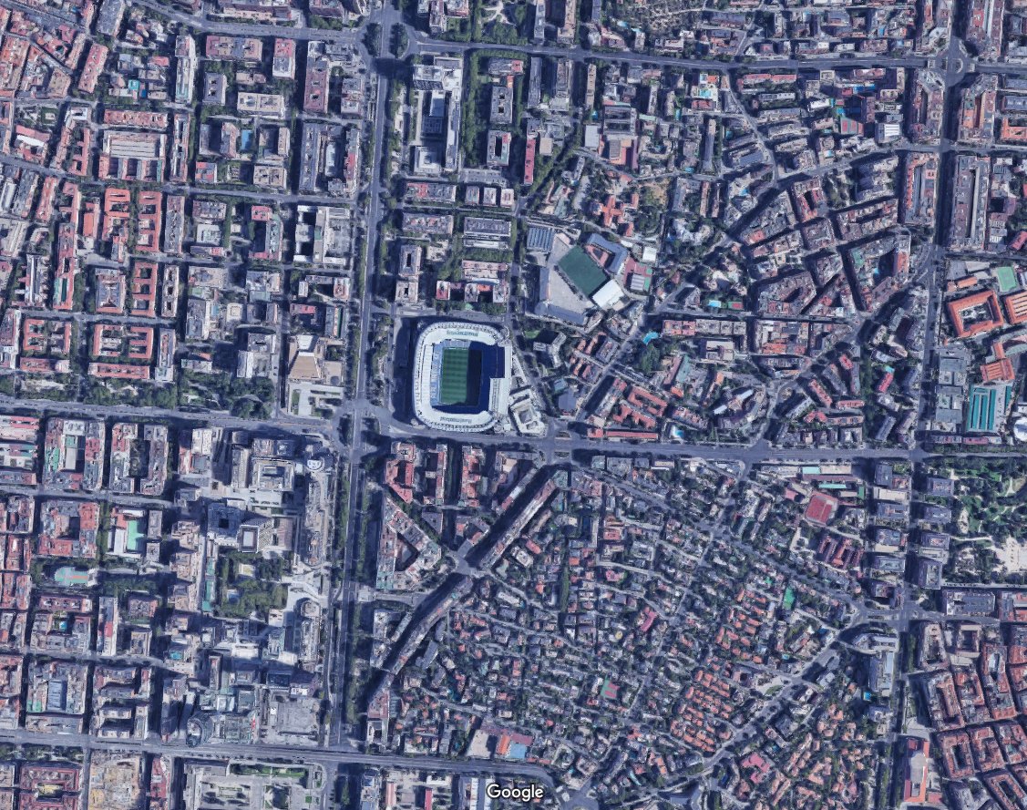 The US has even improvised and tried to fake in these town squares next to stadiums. But when your team plays in the middle of nowhere, how active is that space minus the 8 days a year there is a game? New England Patriots (left) vs Real Madrid (right)