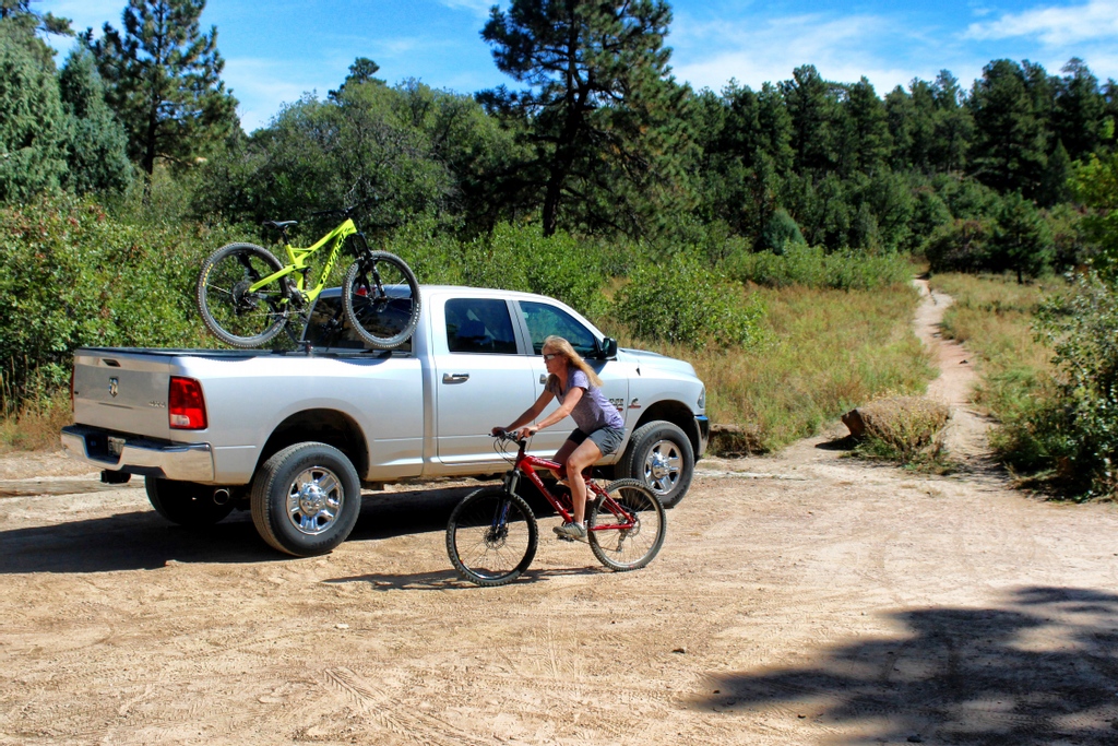 LetsGoAero's tweet image. Trail time!

#rideyourbike #coloradotrails

l8r.it/8J4a
