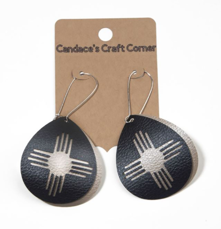 ABQ_Events's tweet photo. Ya love & ya learn!
Support local during Love Local Artisan Market at https://t.co/grdYzyk620 & learn about lots of small businesses. Nothing says love more than supporting local. Shop online until Tues., Feb. 2 for gifts for the special people in your life.
#CABQ #ShopLocalABQ https://t.co/mGlPQpow3d