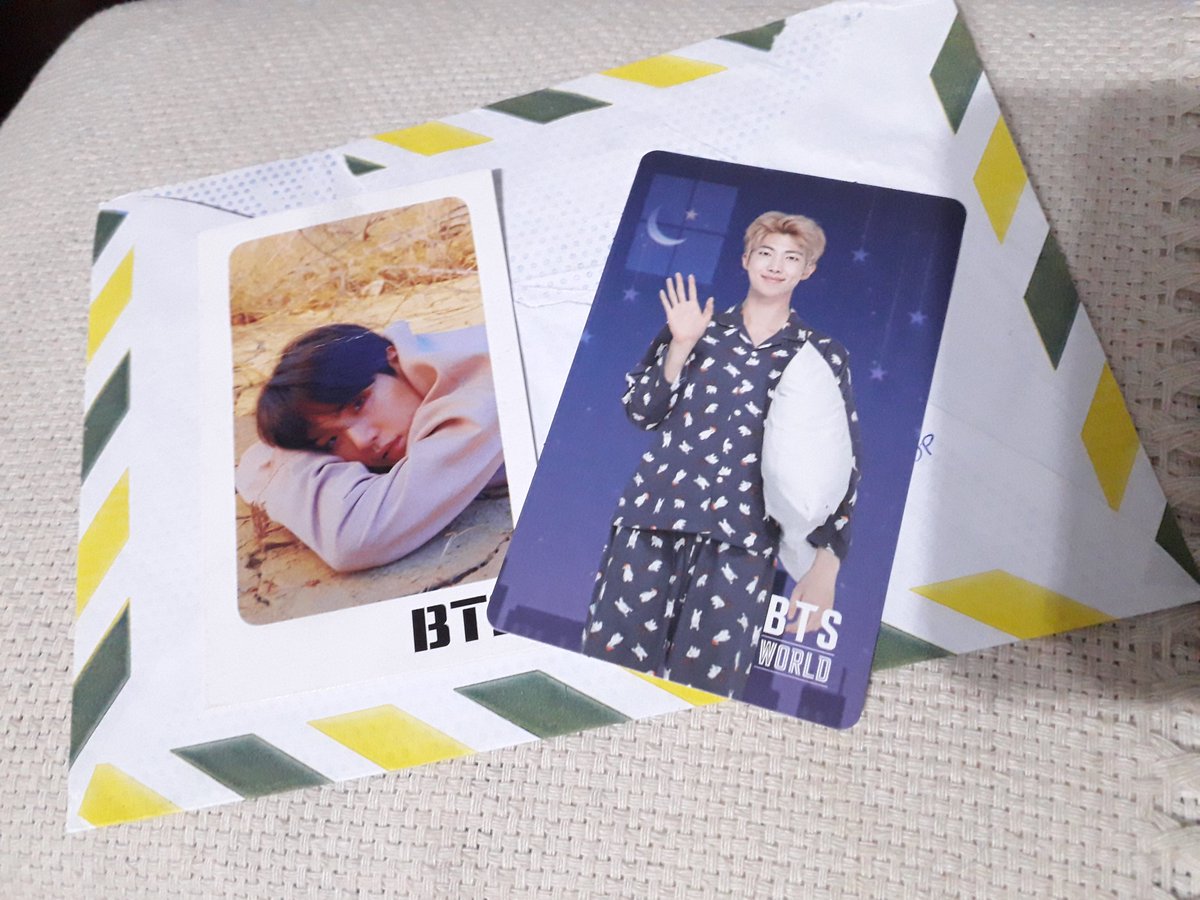promisyjm's tweet photo. @kthmii Demorou um pouco pra chegar mas recebi veio com esse card do suga tambem gostei bastante desculpa por n ter dado feedback antes https://t.co/PsfGQIHL3M
