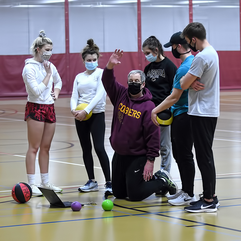 CobberSID's tweet photo. COBBS ARE BAAAAAAAAACK! 🌽

Under the watchful 👀 of the caring Cobber coaches, the athletic teams were back in action for their 1st practices of 2021! #RollCobbs🌽 https://t.co/BGsF7GXElu
