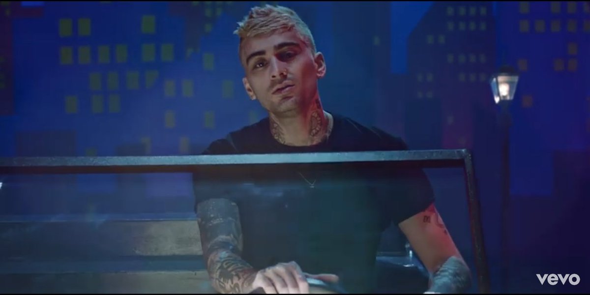 Riveradr3's tweet photo. Happy birthday baba zaynn!!💘yang ke 18+10 🥰🤙🏻
#LoveforZayn 
#HAPPYBIRTHDAYZAYN https://t.co/kKEhQW40P7