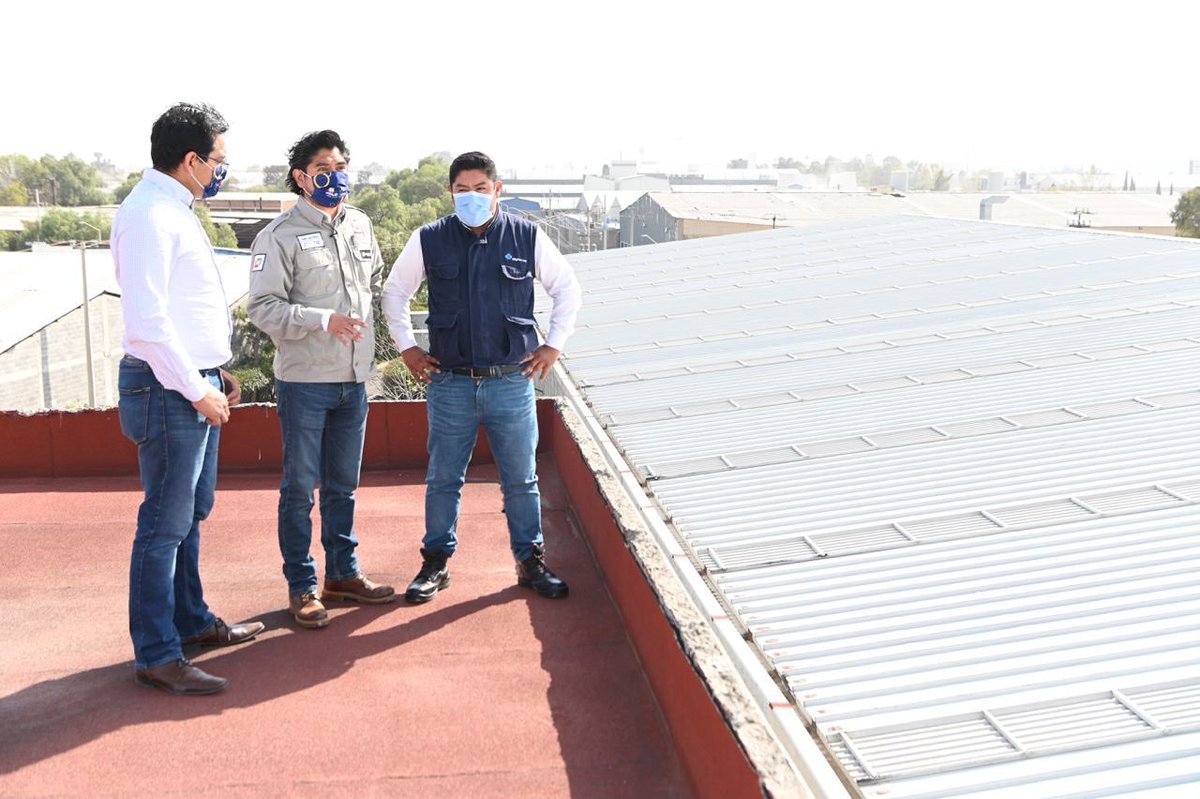 Visité Botones Loren en #Tizayuca, una de las primeras empresas que recibirá 6 meses de energía gratuita como parte de la estrategia #HidalgoMásFuerte del Gob. <a href="/OmarFayad/">Omar Fayad</a>.

Los ahorros de este semestre serán equivalentes a la nómina de un mes de más de 100 empleos hidalguenses.