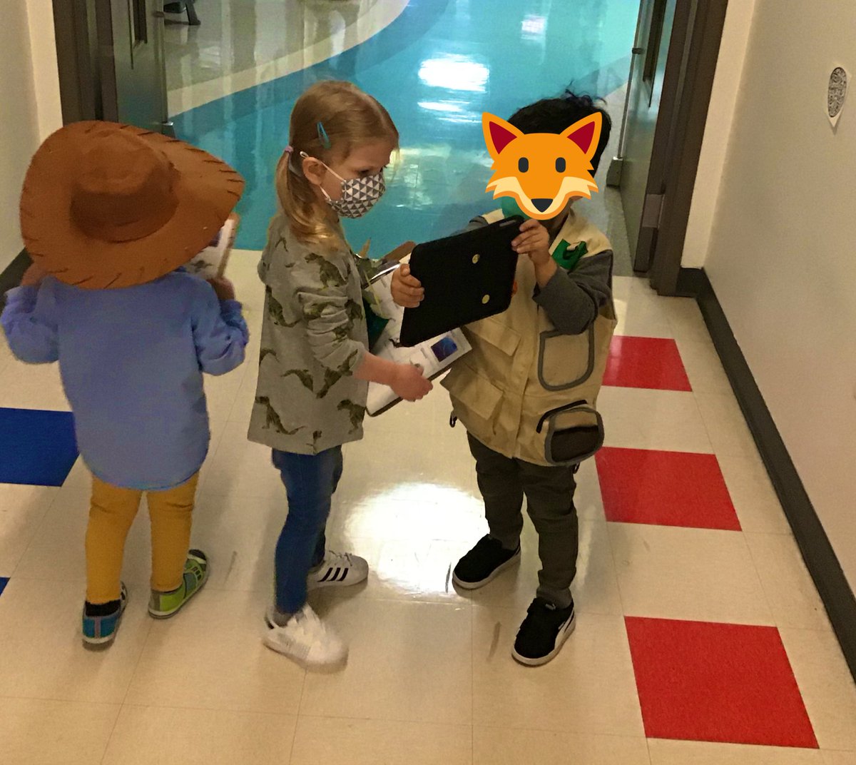 BISCLPNursery's tweet photo. There have been some large animals spotted in the BISClP corridors today! The #friendlyfoxes have been using their ICT skills to look for dinosaurs during their Dinosaur Detectives entry point. @The_IEYC @BISCLincolnPark @NAEducation #dinosaurdetectives https://t.co/CVNLiIl12R