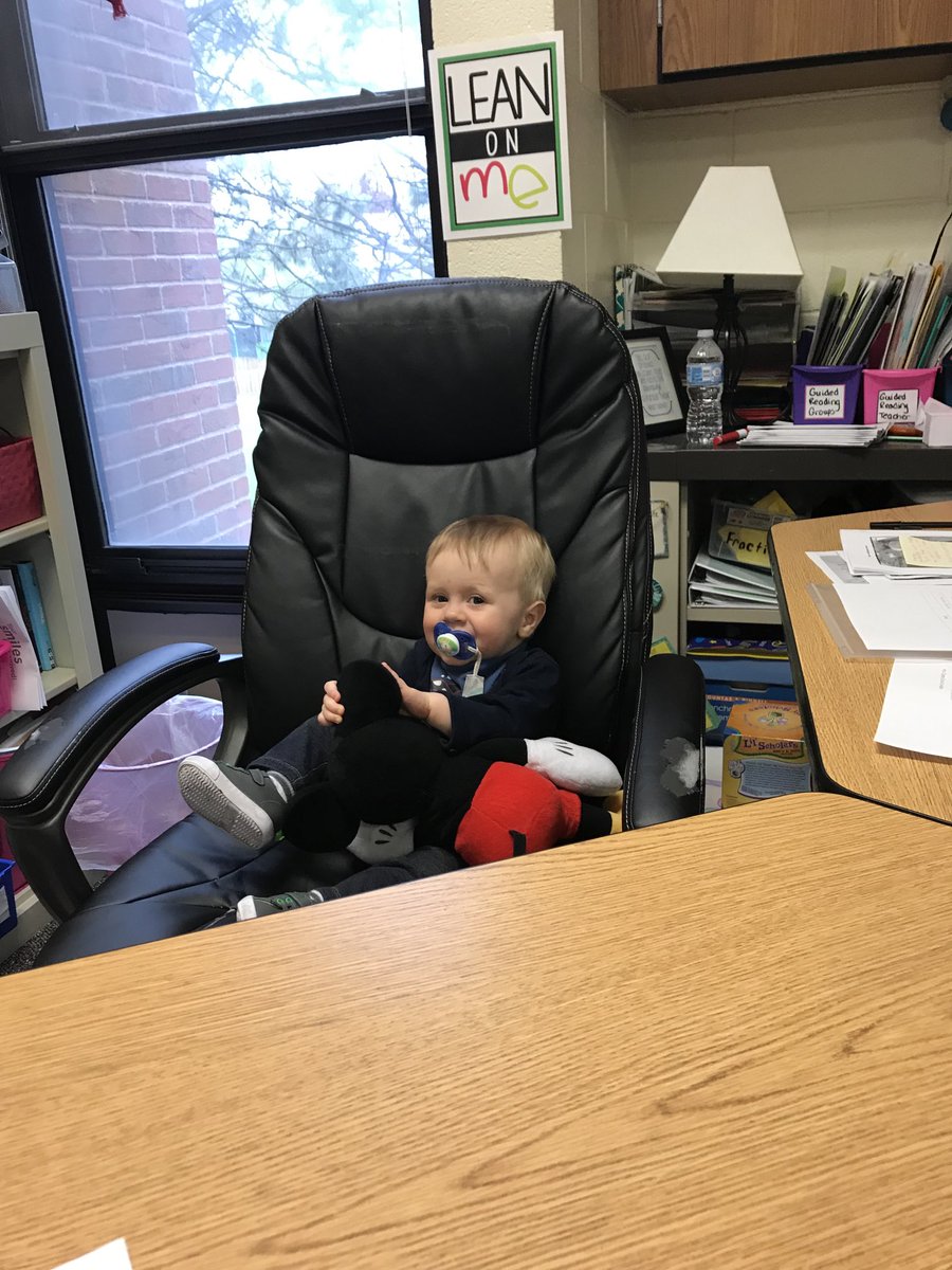 NatalieH54's tweet photo. Day 7: I’ve been nominated by @D54MathTeam . Everyday I will post a picture from the day in the life of an educator. I will post without explanation and nominate someone else to take the challenge- 7 posts, 7 nominations. Today I nominate ⁦@VanBuskirkD54⁩ https://t.co/35qkOc5kD3