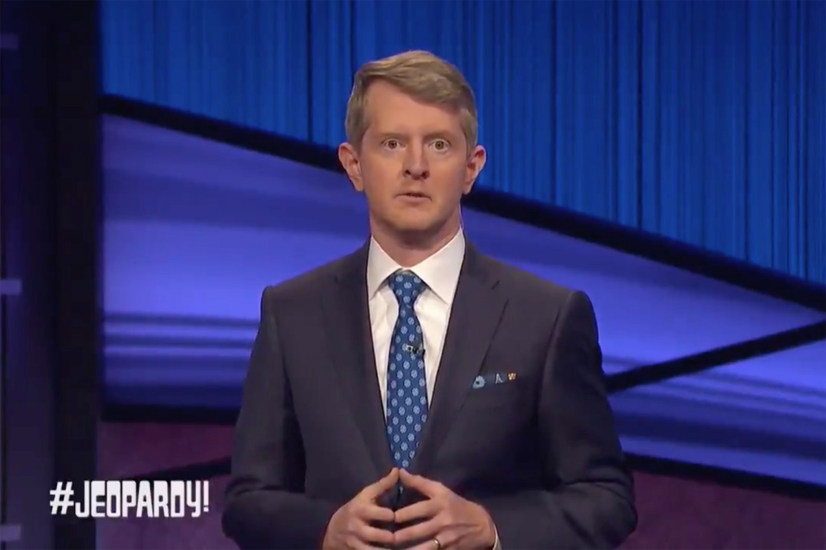 'Jeopardy!' guest host Ken Jennings chokes up during Alex Trebek tribute