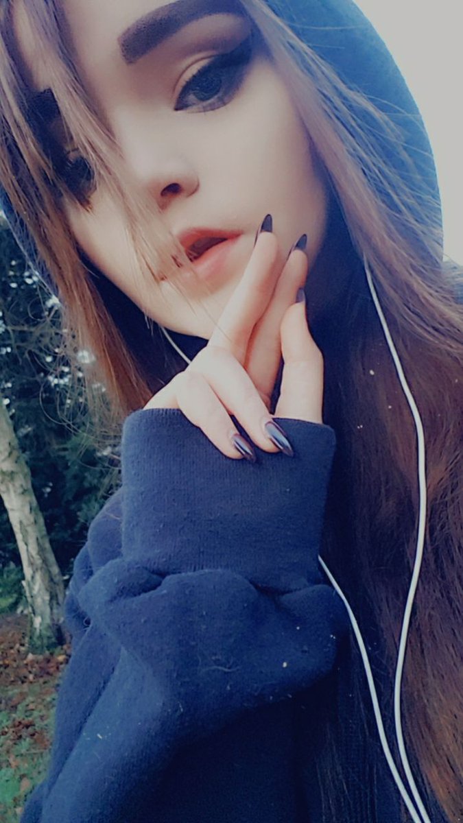 MidgetLoveSpawn's tweet image. I've been walking everyday instead of running, trying to take it easier on my body. I feel like that's good progress.