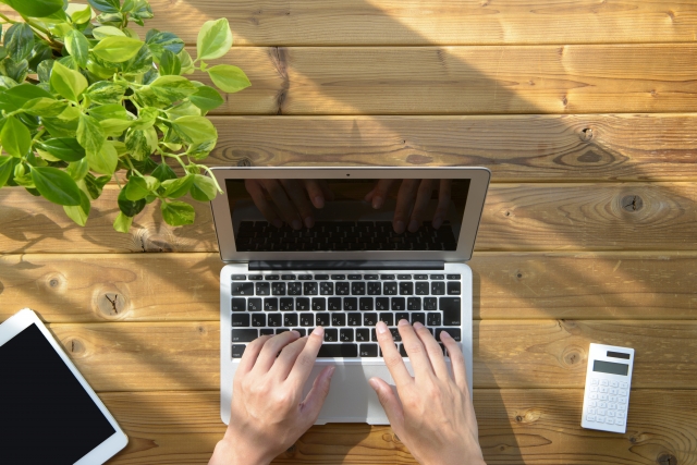 翻訳会社エイブス 特許翻訳者 日 英 募集 特許明細書の翻訳経験または実務経験が2年以上ある方 Toeic 800点程度以上 英検1級 またはこれに相当する英語レベル トライアルに合格された方には すぐに翻訳またはポストエディットの依頼をいたし